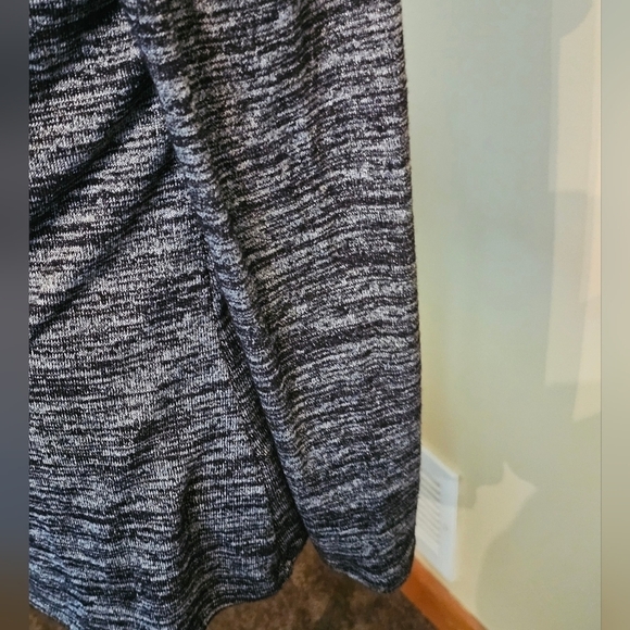 APT. 9 Sweater Open Shoulder Sz M - Picture 5 of 9